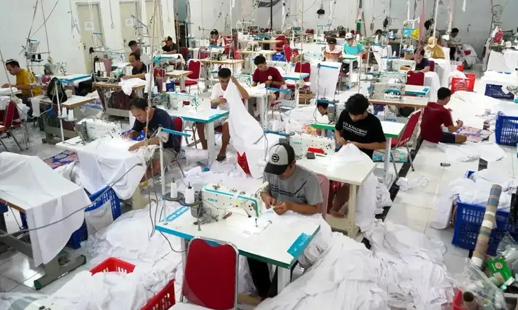 <p>Kemenperin Catat PHK Pabrik Tekstil Tembus 11.000 Orang</p>