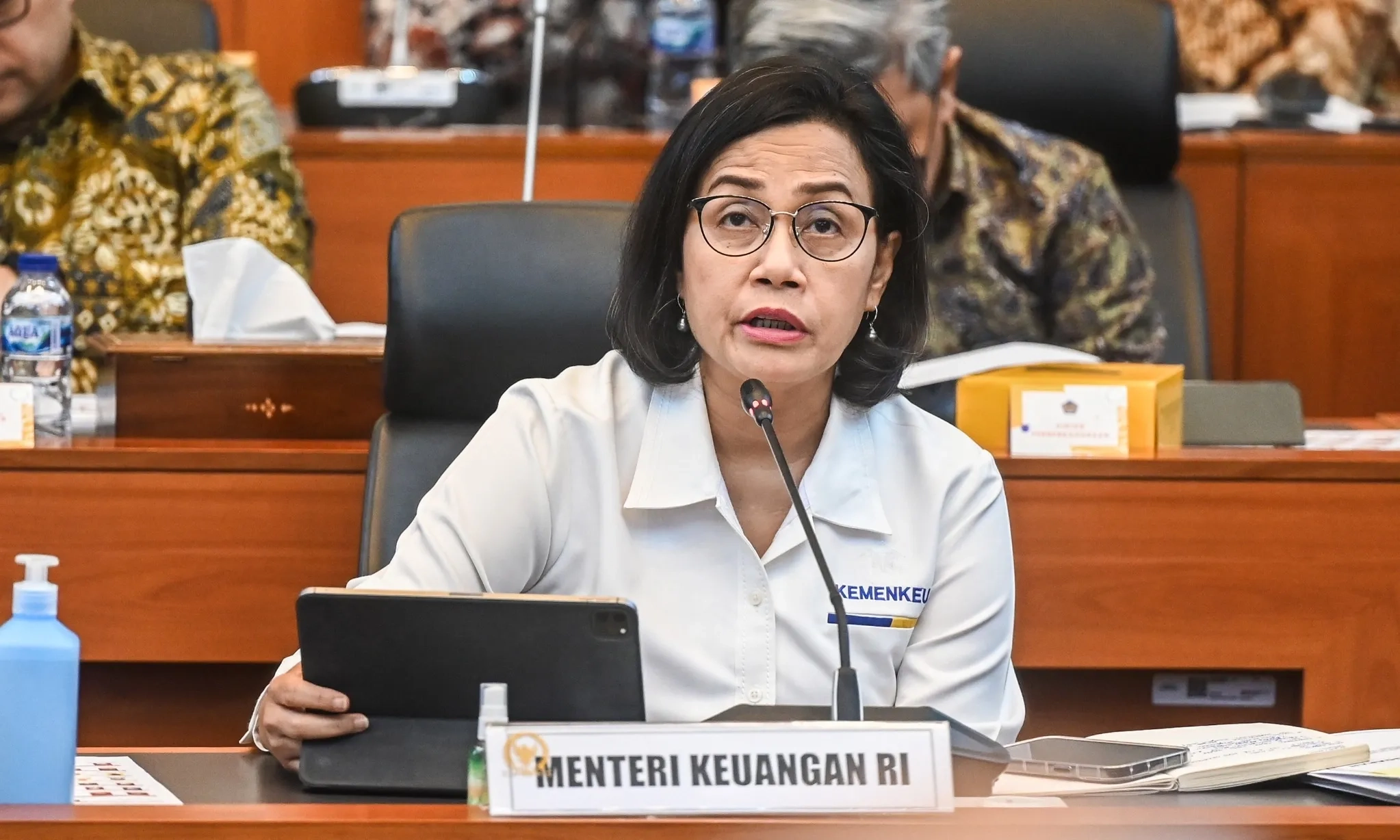 <p id="isPasted">Menkeu Sri-MenkopUKM Teten Bahas Skor Kredit Inovatif</p>