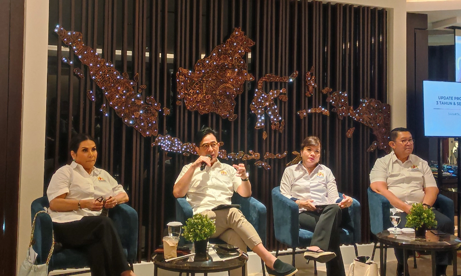 <p id="isPasted">Pemerintah <em>Otw</em> Bikin Satgas Impor, Kadin: Fokus Berantas Impor Ilegal</p>