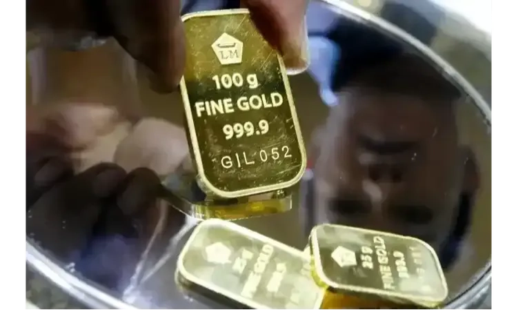 <p>Emas Dunia Tembus US$2.500 Pada Juli 2024</p>