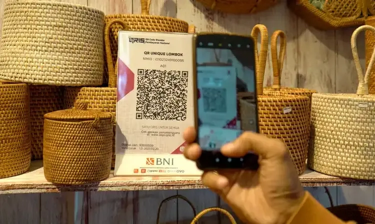 <p>Siap-Siap! Turis RI Di Korea, Arab Dan India Bisa Belanja Pakai QRIS</p>