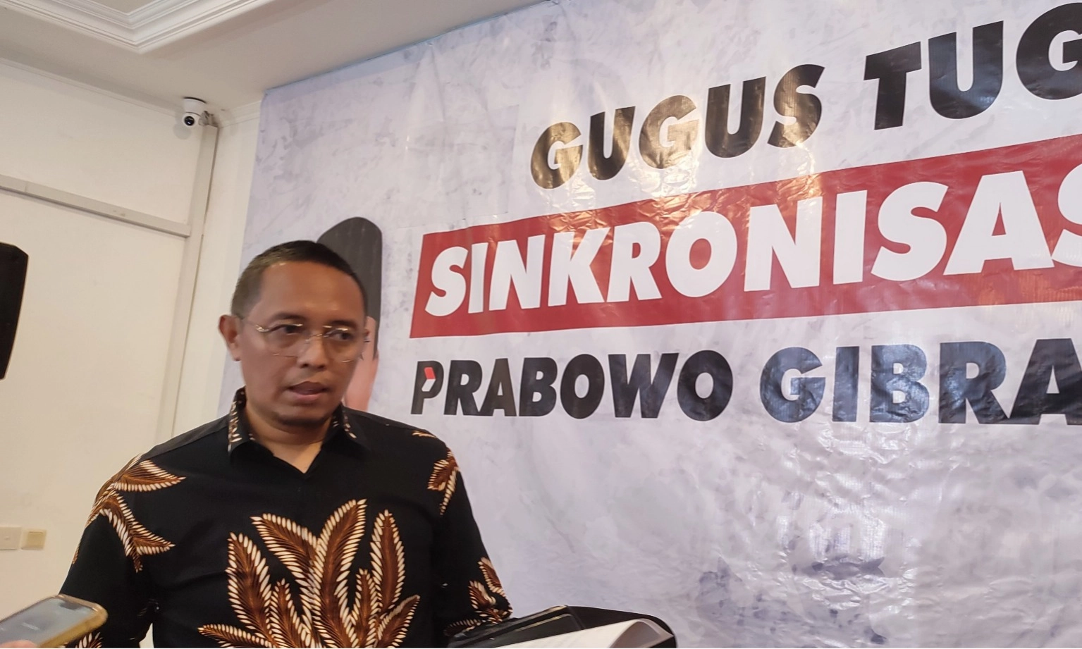 <p id="isPasted">Gugus Tugas Tak Bahas Anggaran Makan Gratis Rp7.500 Dengan Ekonom</p>