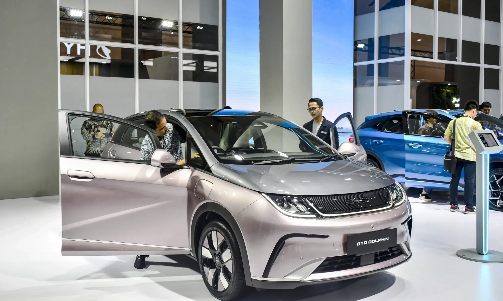 <p>Airlangga Klaim Kebijakan dan Insentif EV Disambut Baik Oleh Publik </p>