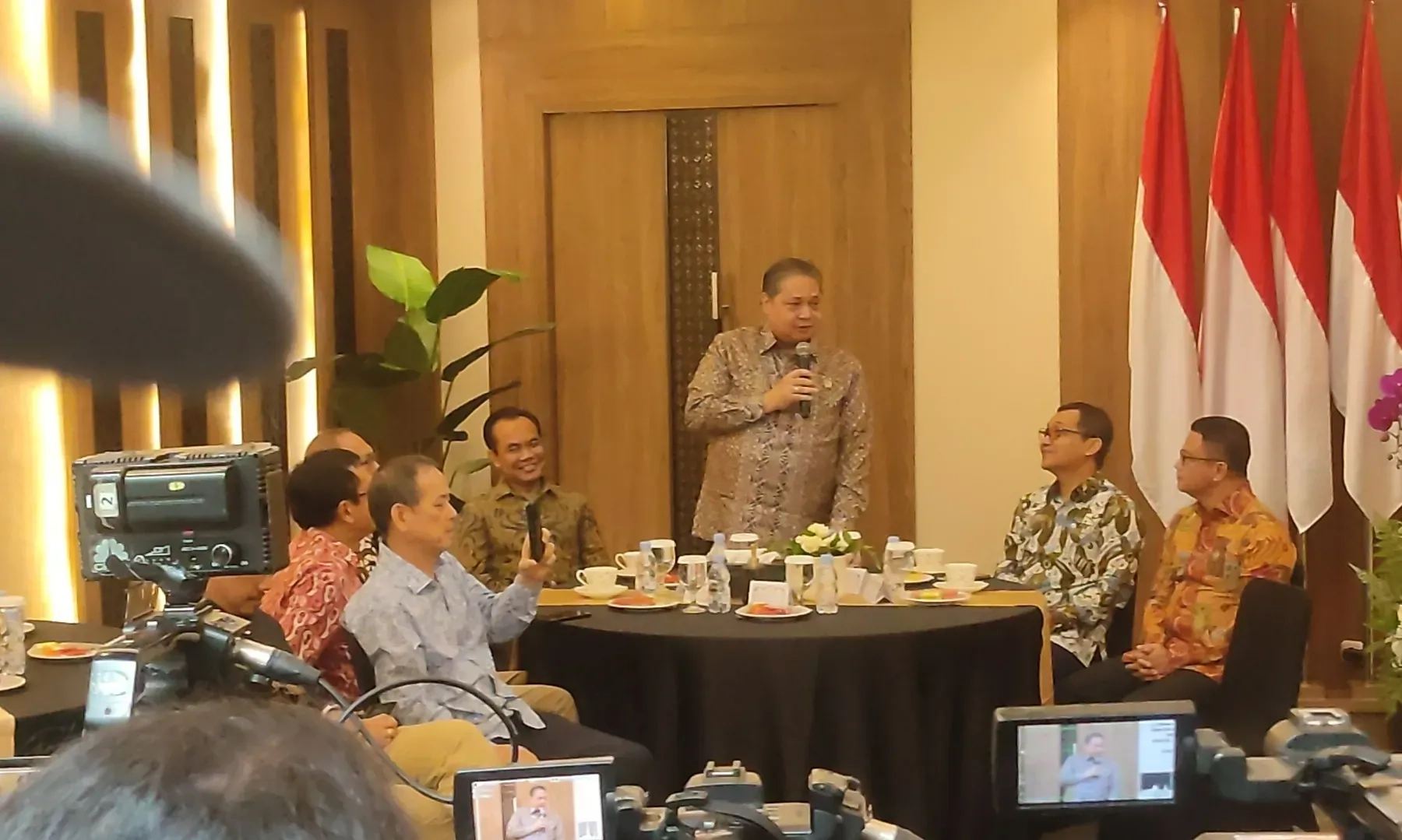 <p>Pemerintah Pede Bawa Daerah Se-Indonesia Lepas Jebakan Pendapatan Menengah</p><p><br></p>