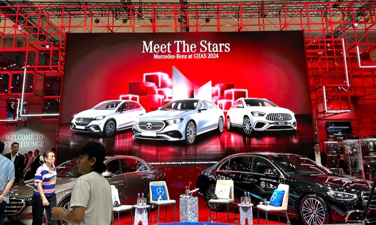<p>Mercedes-Benz Pamerkan Sederet Mobil Mewah Terbarunya Di GIIAS 2024</p>