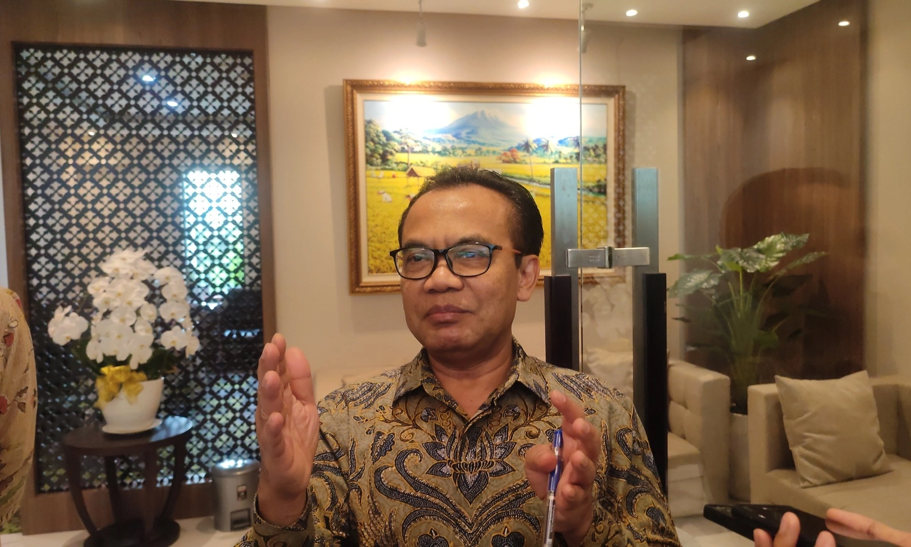 <p id="isPasted">Hadapi KEK Baru Malaysia-Singapura, Pemerintah Tata Ulang KEK Batam</p>