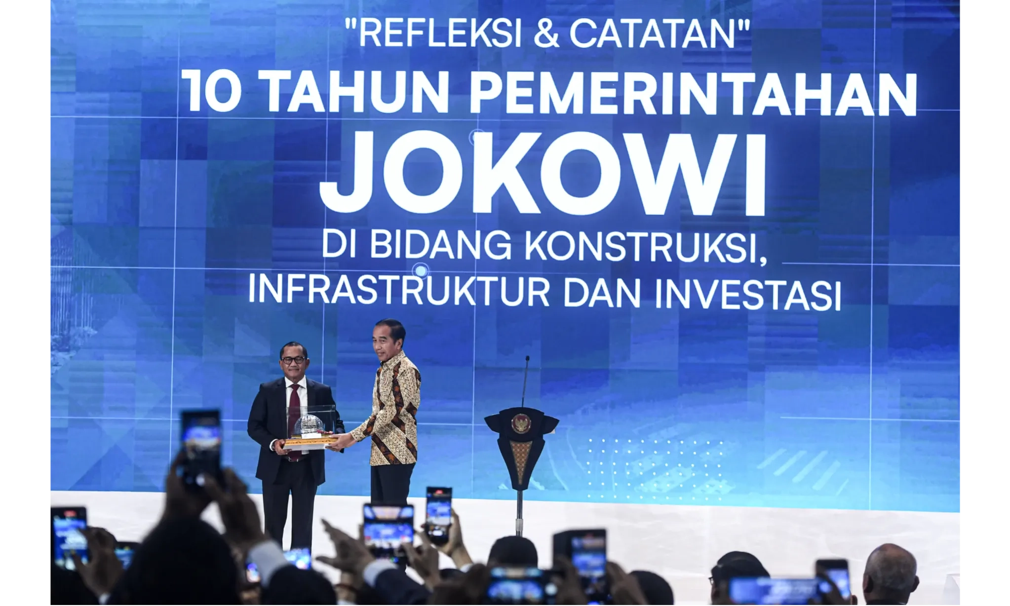 <p id="isPasted">Ingatkan Gapensi, Jokowi: Bangun Infrastruktur Bukan Asal Jadi</p>
