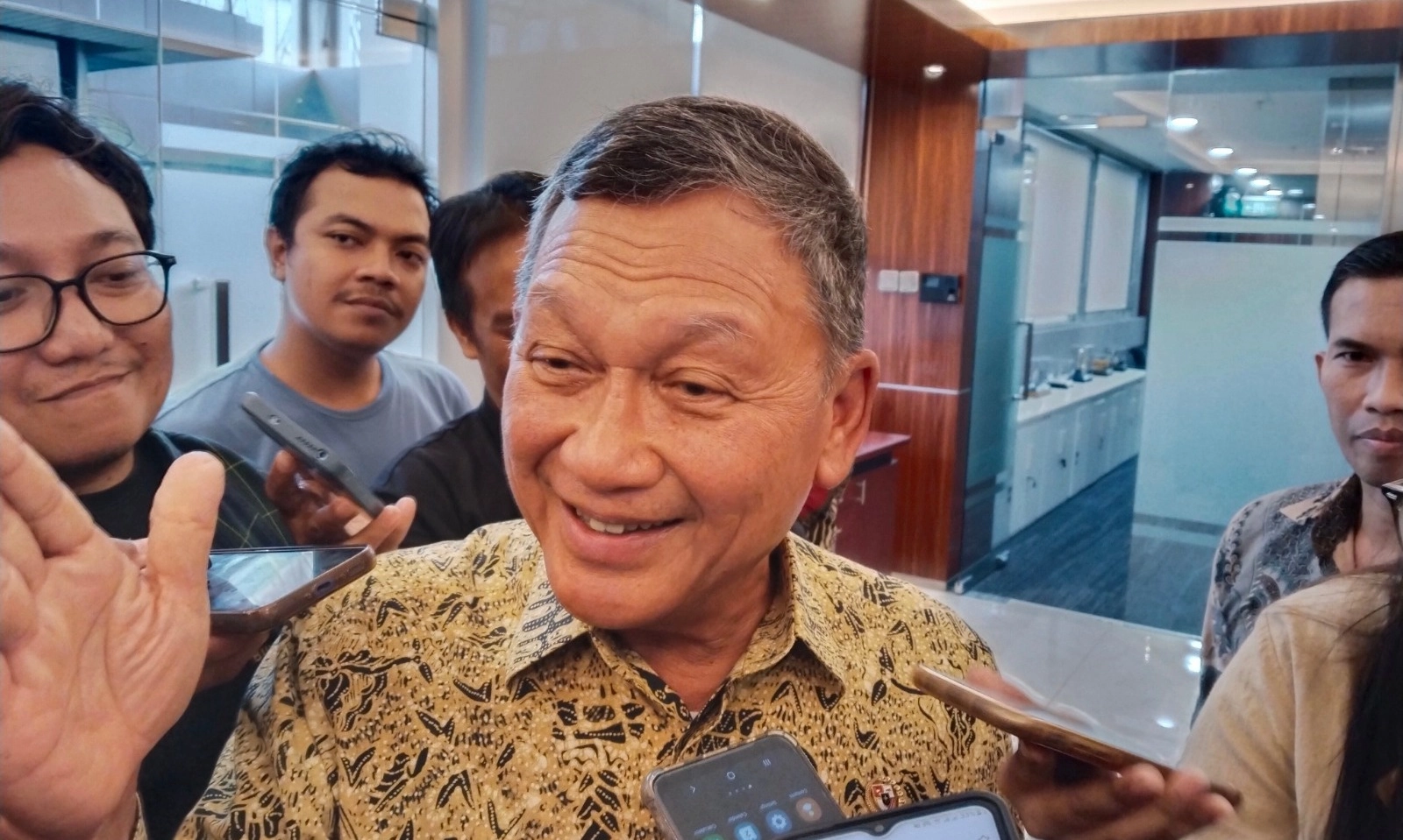 <p id="isPasted">Tarik Investor, Menteri ESDM Siapkan Perubahan Kebijakan Hulu Migas</p>