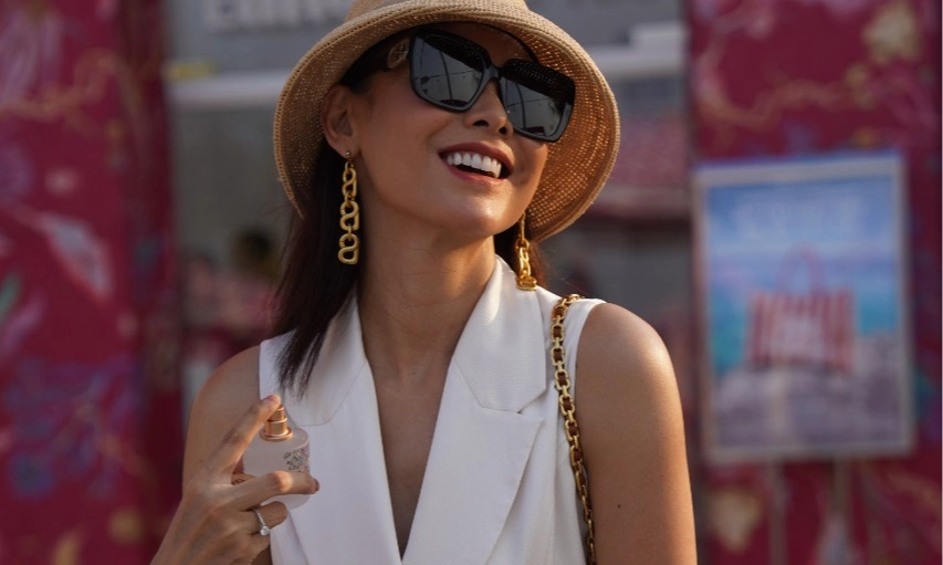 <p>Buttonscarves Beauty Hadirkan Wewangian ala Tropis</p>