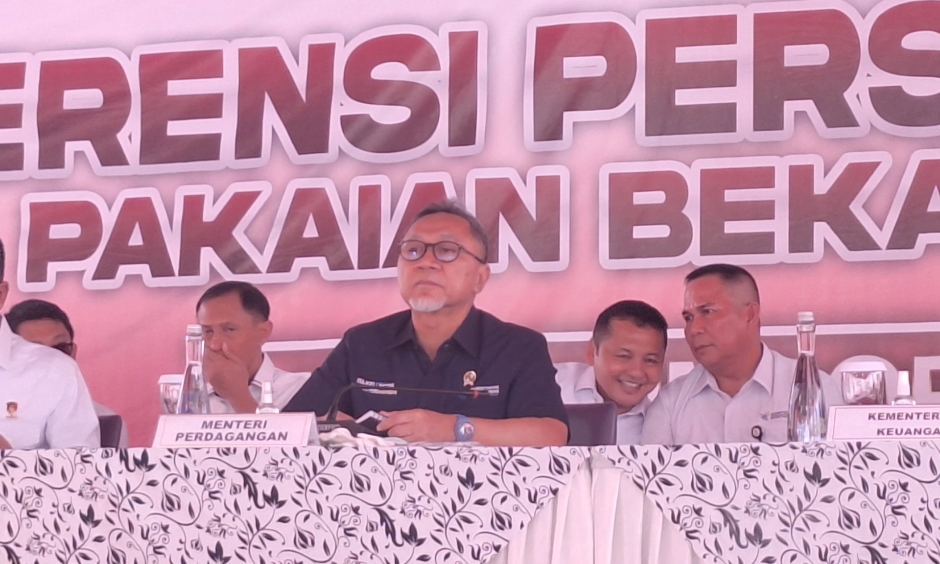 <p id="isPasted">Mendag Segera Rilis Tarif BMAD Dan BMTP Keramik, Berikut Besarannya</p>