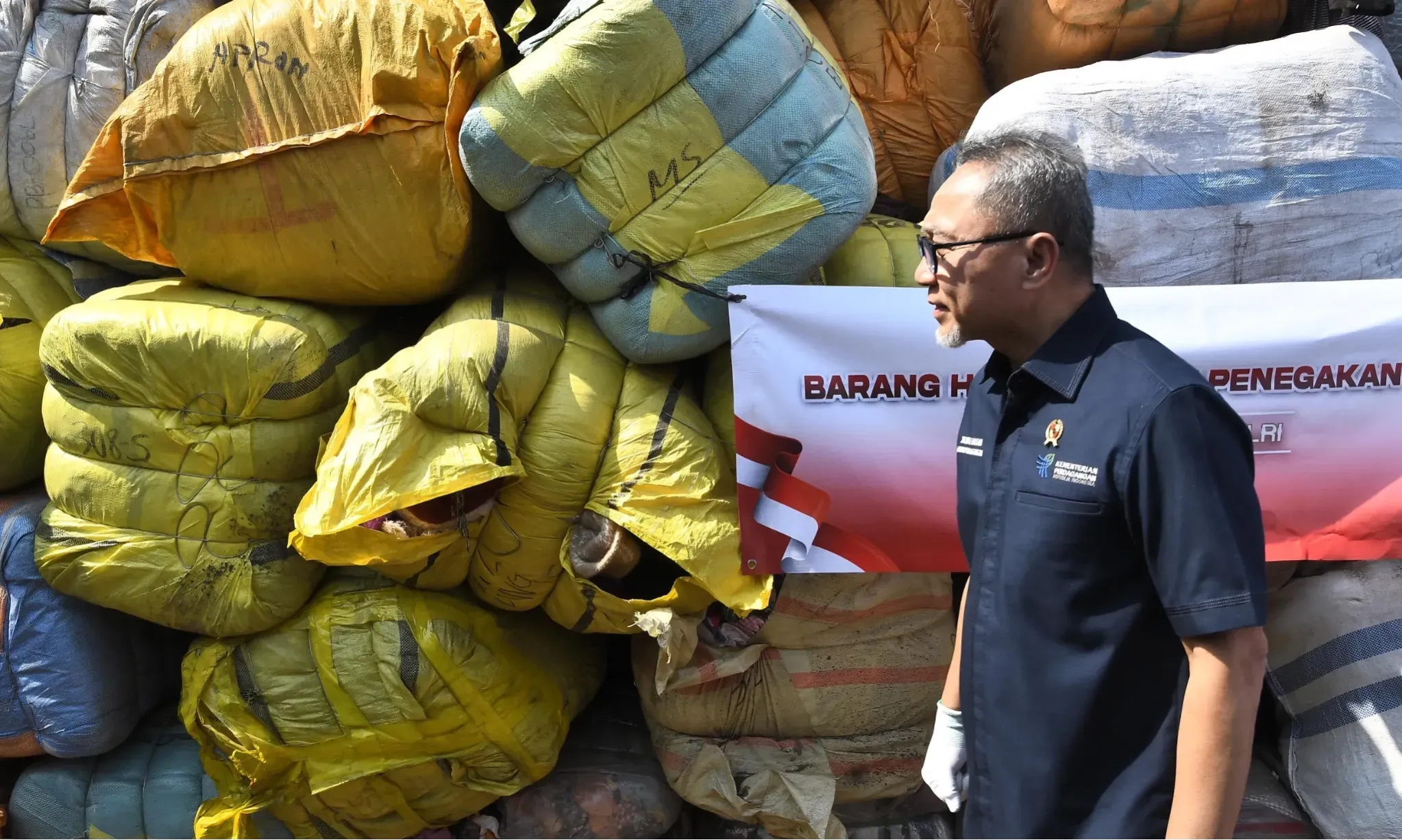 <p id="isPasted">TPT Impor Ilegal Jadi Bahan Bakar Industri, Aliansi: Blunder Fatal</p>