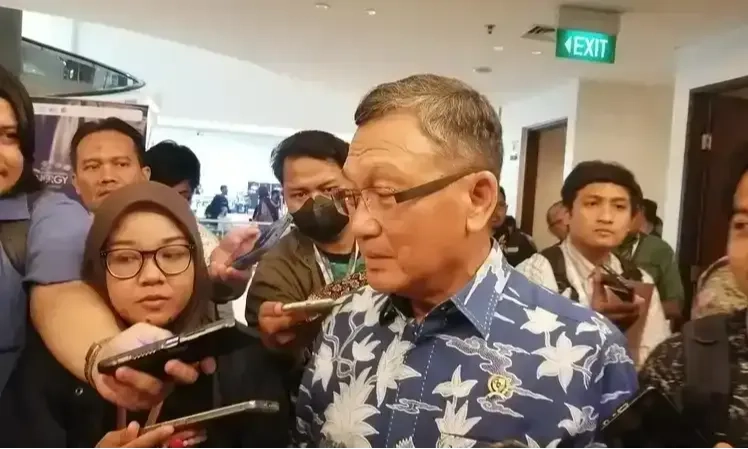 <p>Prabowo Tertarik Ajak Rusia Kerja Sama Nuklir, Ini Respons Menteri ESDM</p>