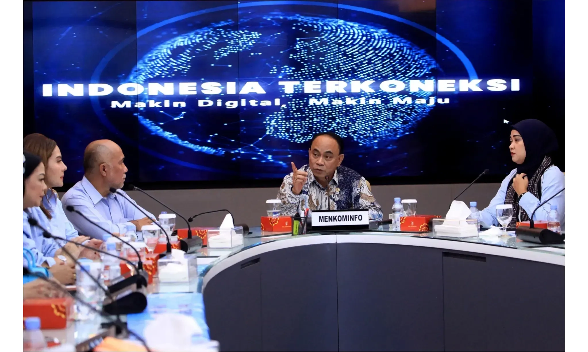 <p>Kemenkominfo Tutup Akses 32 Situs Pulsa Terkait Judi <em>Online</em></p>