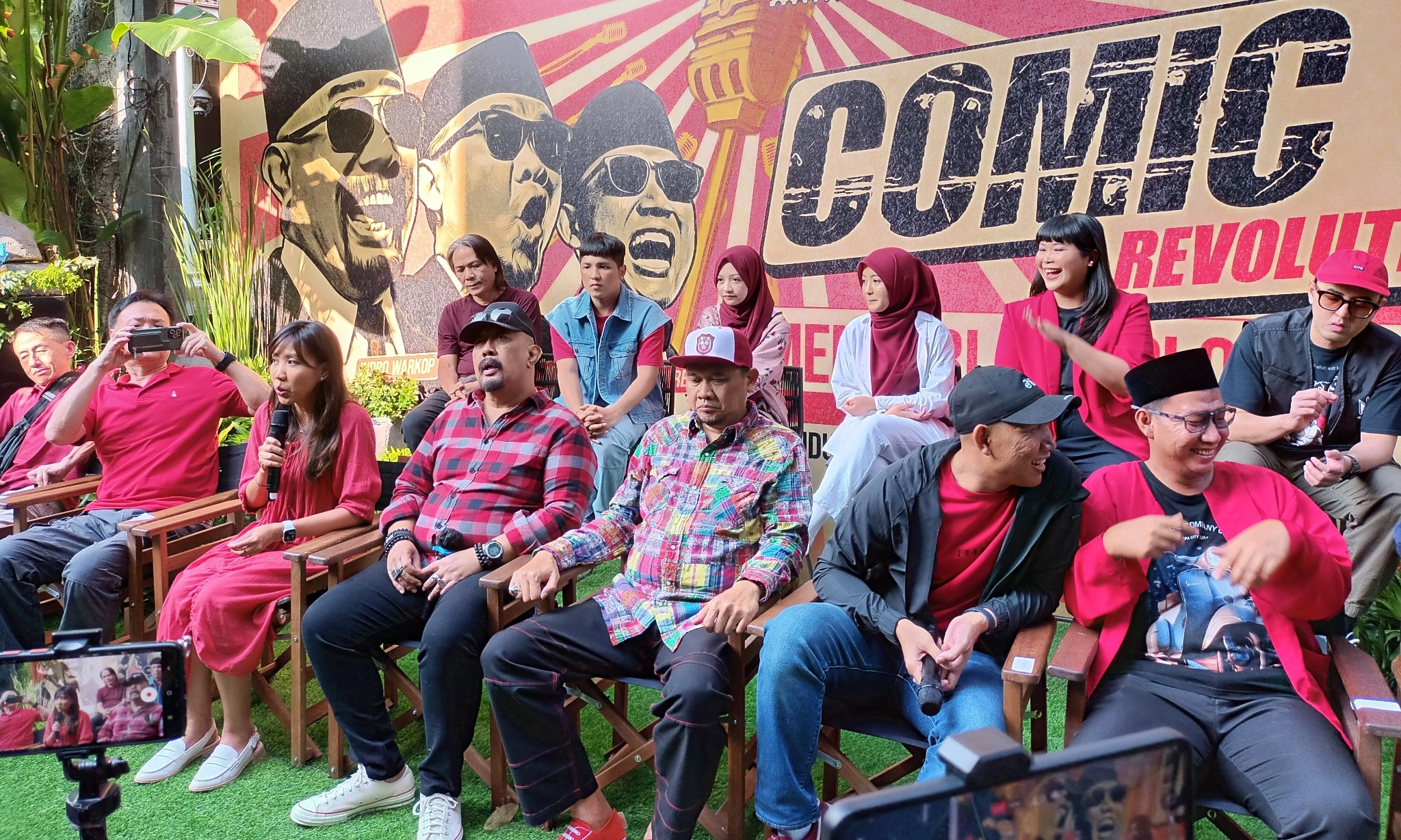 <p>Falcon Gelar Audisi Comic 8 Revolution, Cari Aktor-Komedian Untuk Film Terbaru</p>