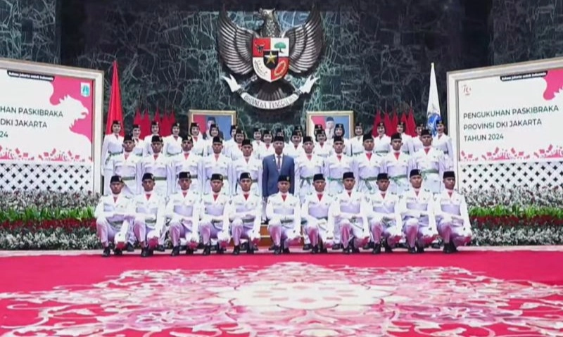 <p>Paskibraka Tetap Boleh Berhijab</p>