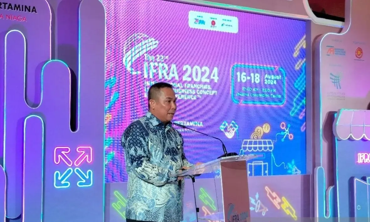 <p>Kemendag: Bisnis Waralaba Naik 5%</p>