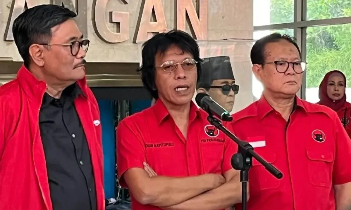 <p>Ridwan Kamil Diusung 12 Parpol, Ini Respons PDIP</p>