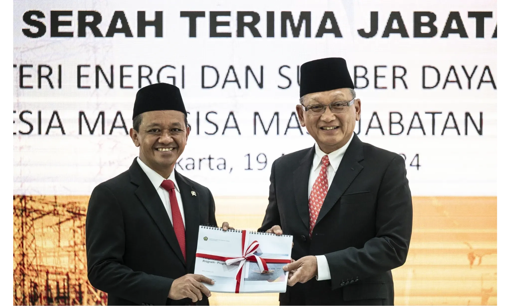 <p>Arifin Tasrif Beberkan PR Sektor ESDM Ke Bahlil</p>