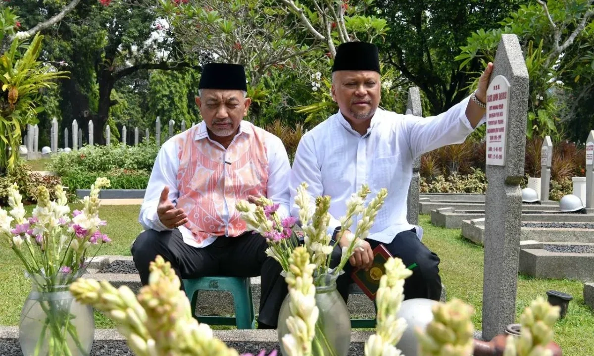 <p>PKS-NasDem Usung Ahmad Syaikhu-Ilham Habibie Di Pilgub Jabar</p>