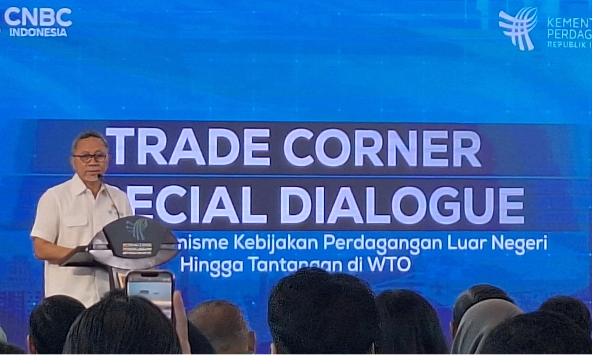 <p id="isPasted">IEU-CEPA Rampung September, Mendag Optimis Tingkatkan Ekspor Sepatu</p>