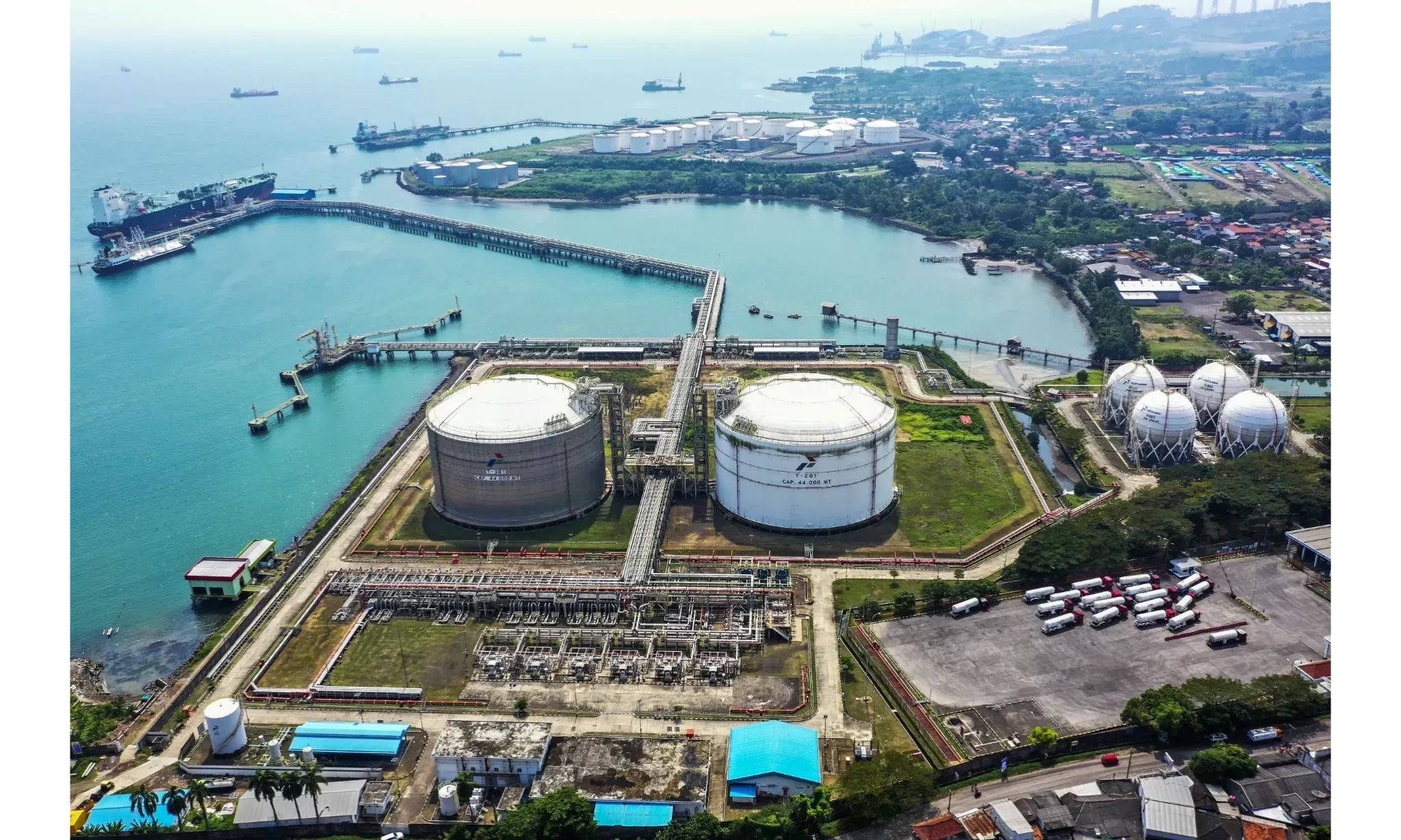 <p id="isPasted">Pertamina Kembangkan Proyek LPG Terminal Di Jatim</p>