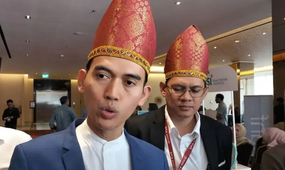 <p>MUI Tak Masalahkan Azan Maghrib Di TV Diganti Teks Berjalan Saat Misa Paus Fransiscus</p>