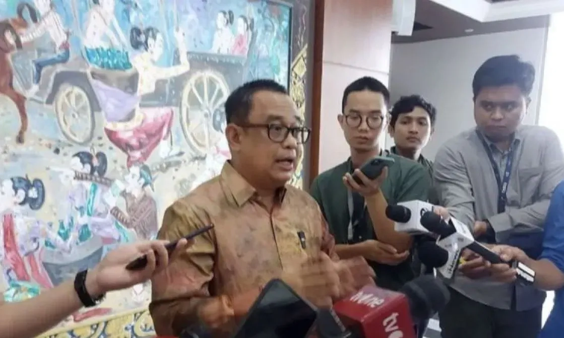 <p>Presiden Tunjuk Muhadjir Effendy Sebagai Plt Menteri Sosial</p>