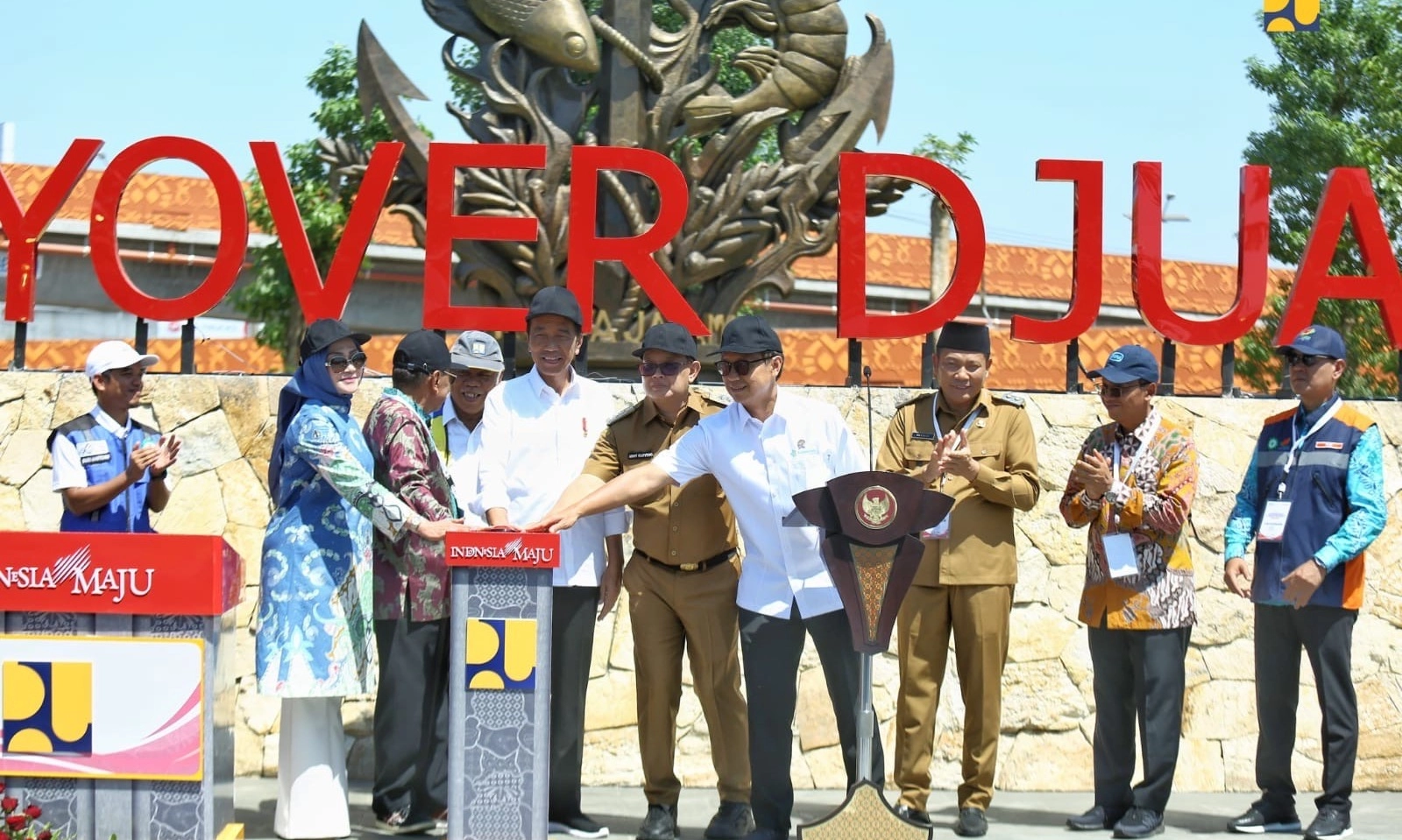 <p id="isPasted">Jokowi: Infrastruktur Konektivitas Untuk Dongkrak Daya Saing</p>