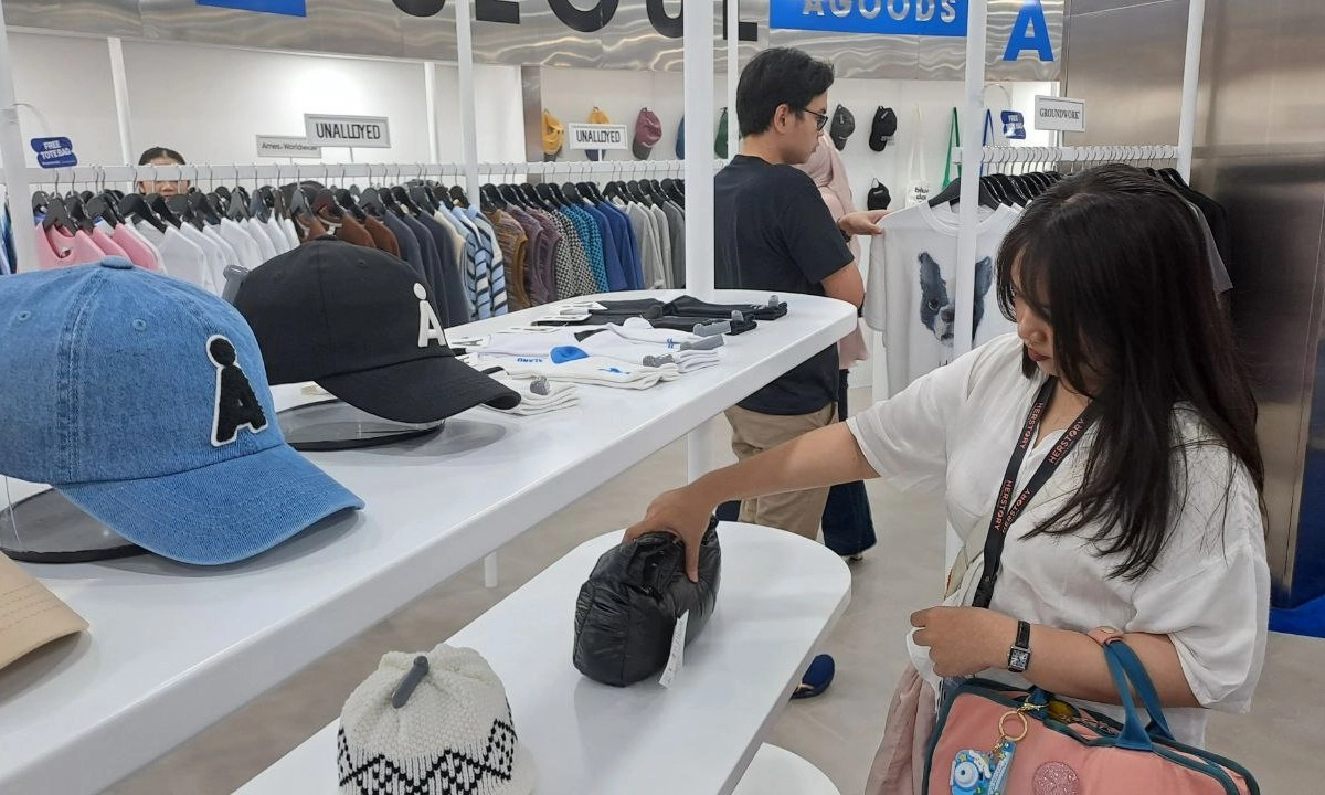<p><em>Streetwear </em>Makin Diminati, ALAND Buka Toko Pertamanya Di Indonesia</p>