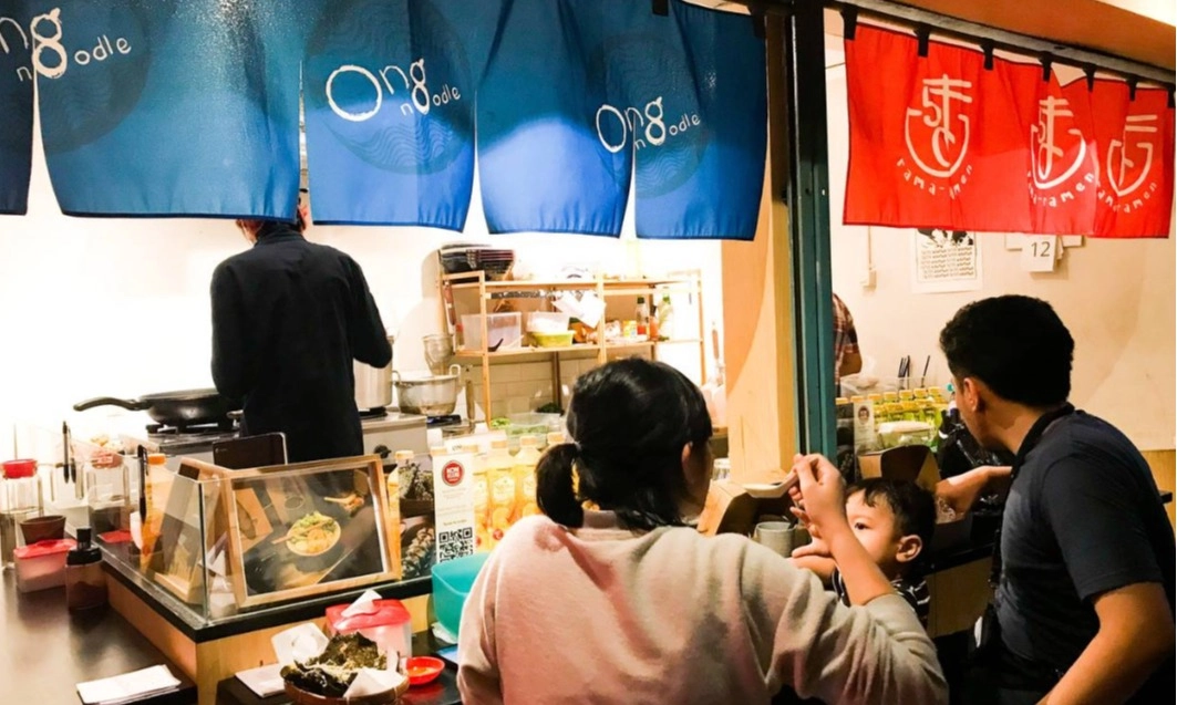 <p>Sederet Pasar Tradisional Yang Menjadi Tempat Nongkrong Hits Di Bandung</p>