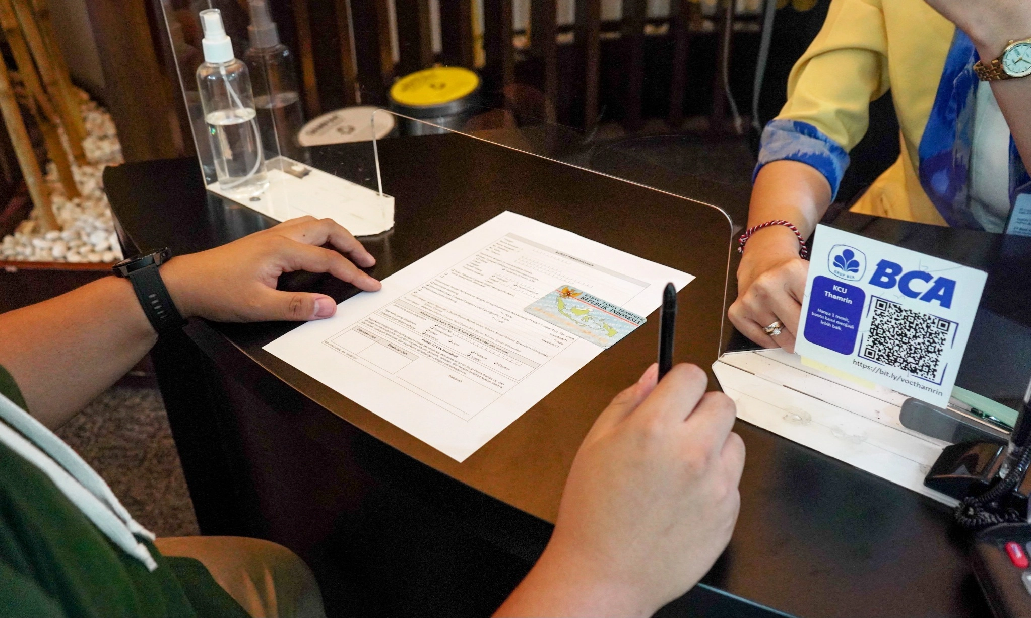 <p id="isPasted">Begini Upaya BCA Genjot Kredit UMKM</p>