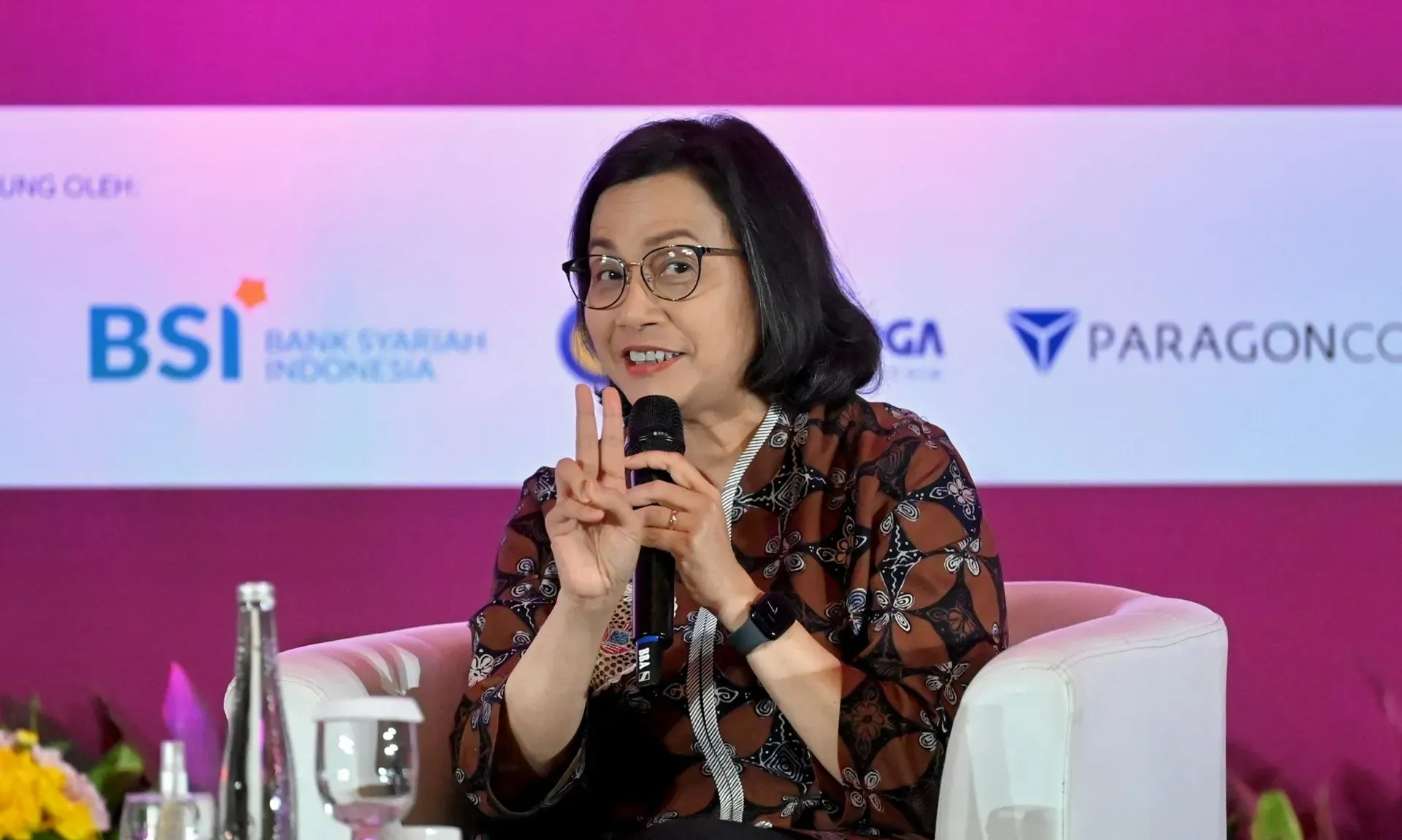 <p>Sri Mulyani: Pemda Masih Sangat Bergantung Pada Keuangan Pusat</p>