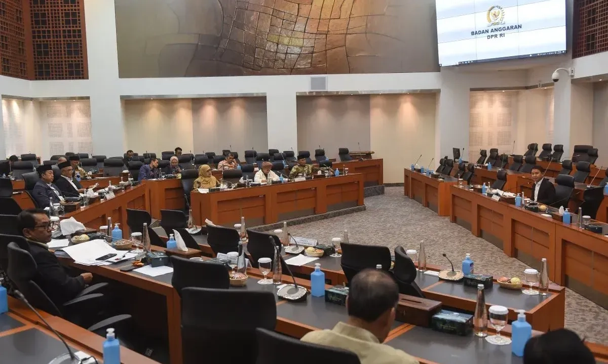 <p>Pansus: Pelaksanaan Haji 2024 Rapor Merah Menag</p>