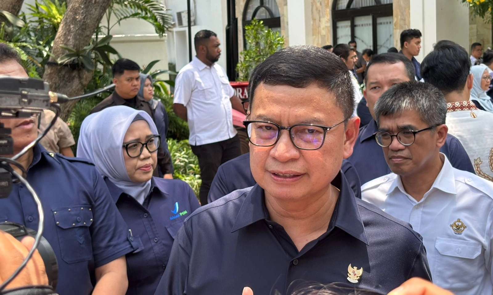 <p id="isPasted">BPOM Pastikan Bakal Cabut Izin Edar Kosmetik Yang <em>Overclaim</em></p>