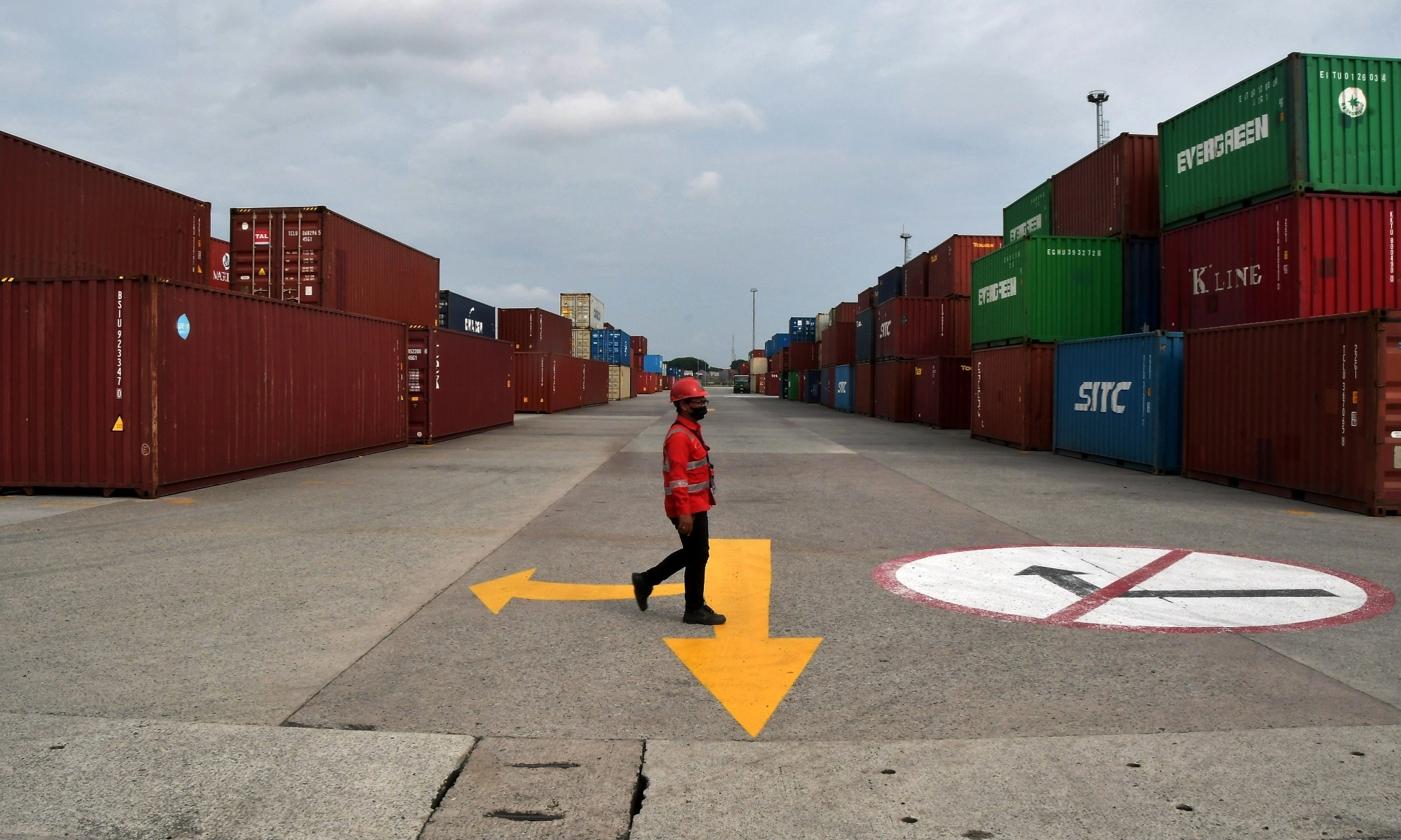 <p id="isPasted">Ketidakseimbangan <em>Supply-Demand</em> Jadi Musabab Tingginya Biaya Logistik</p>