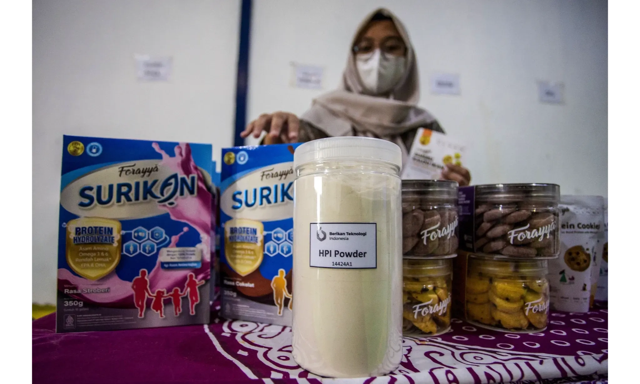 <p>Membumikan Susu Ikan Lewat Program Makan Siang</p>