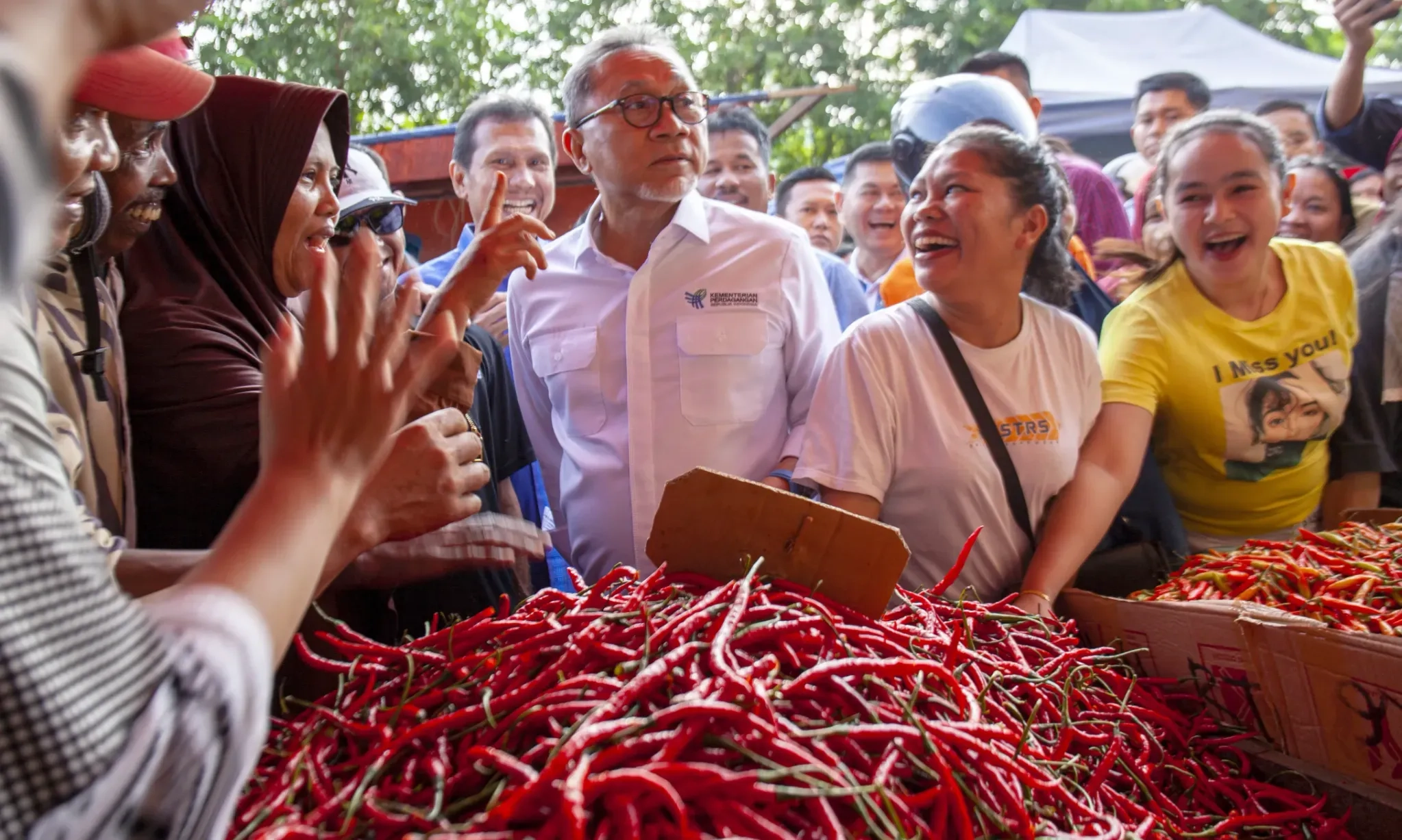 <p id="isPasted">Kemendag Akan Kaji Penyebab Penurunan Harga Pangan</p>