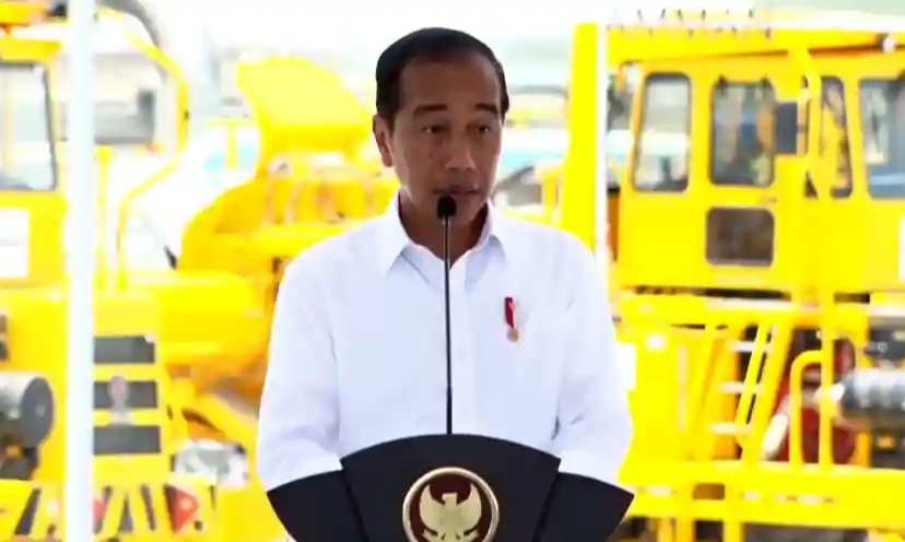 <p data-originalcomputedfontsize="13" data-originalfontsize="13px" id="isPasted">Jokowi Pede Indonesia Bakal Gabung India-China Jadi <em>Superpower</em> Asia</p>