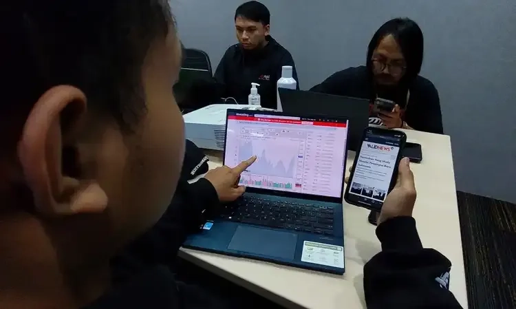 <p>Riset: Gen Z Dominasi Pengguna <em>Fintech</em></p>