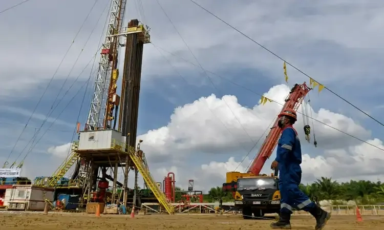 <p>Bos Pertamina Gagap Dicecar Bahlil Soal Sumur Minyak <em>Idle</em></p>