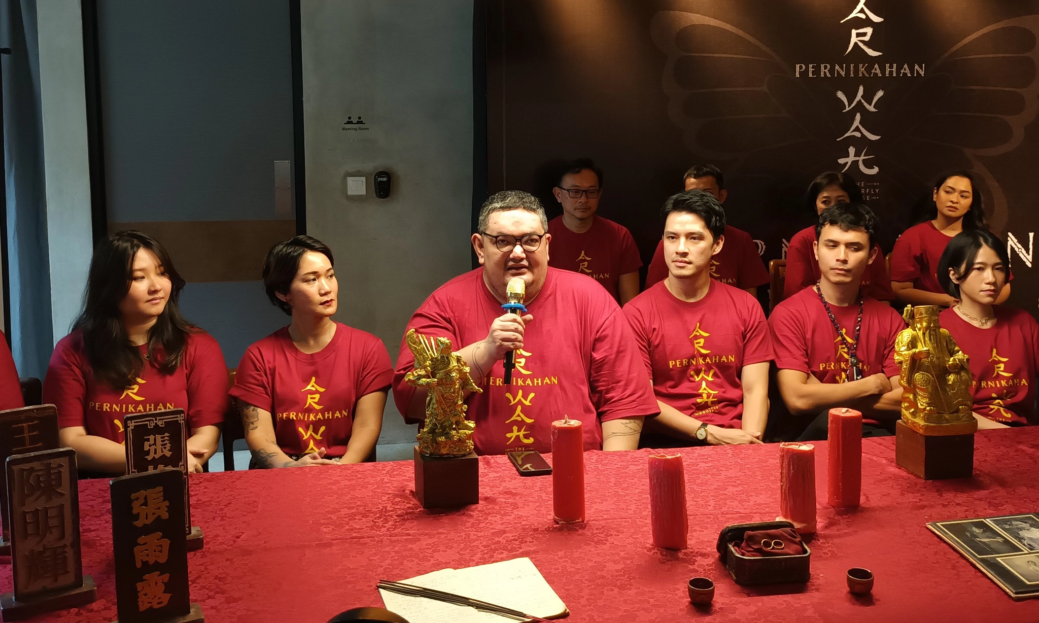 <p><em>Pernikahan Arwah</em>, Perpaduan Romansa-Horor Berlatar Tradisi Tionghoa</p>