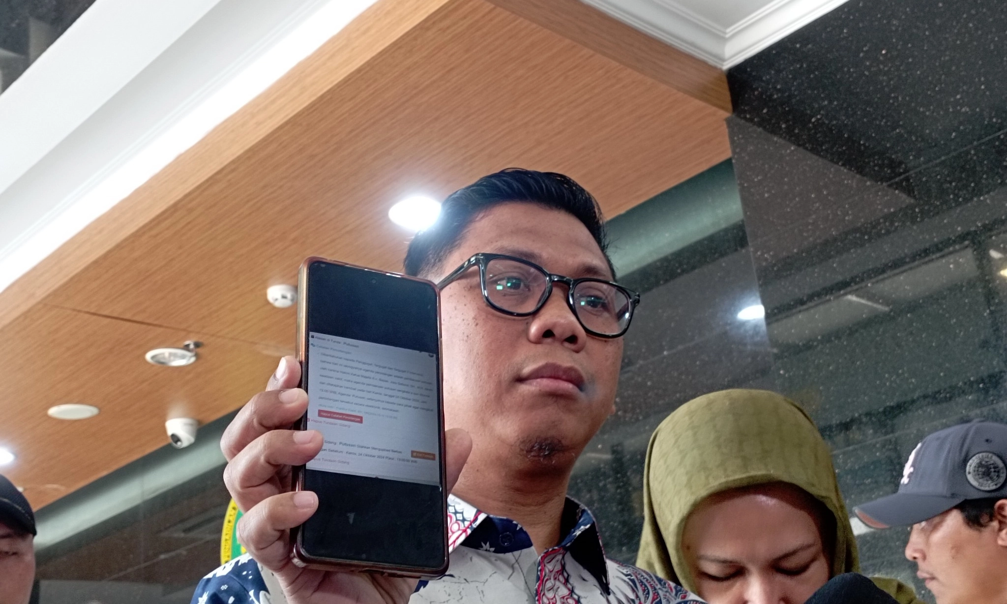 <p>PTUN Bantah Tunda Putusan Gugatan Penetapan Gibran Karena Pelantikan</p>