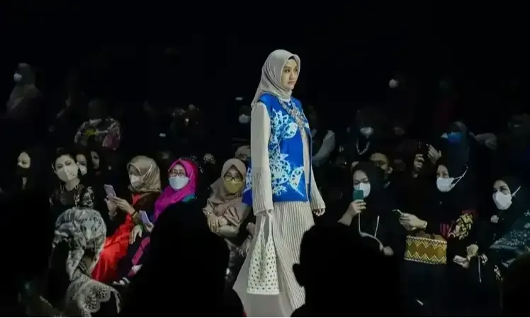 <p>Ini Empat Langkah Wujudkan <em>Modest Fashion</em> Indonesia Mendunia Ala Kemenkop UKM</p>
