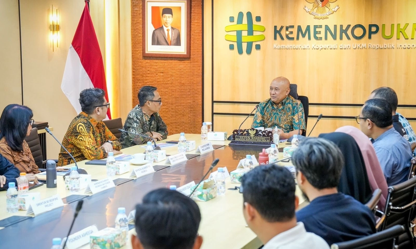 <p id="isPasted">Pusat UMKM Pos Bloc Bakal Dibangun Di Berbagai Kota Indonesia</p>