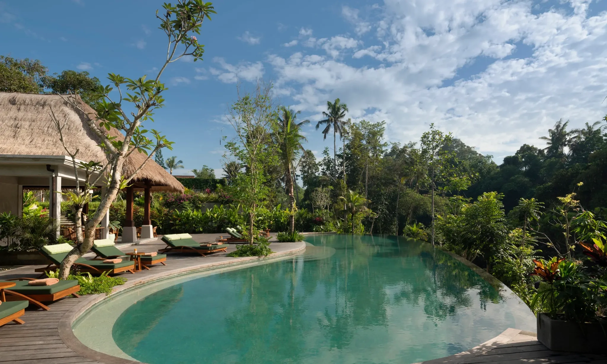 <p>Adiwana Suweta Ubud Jadi Hotel Terbaik ke-4 Dunia</p>