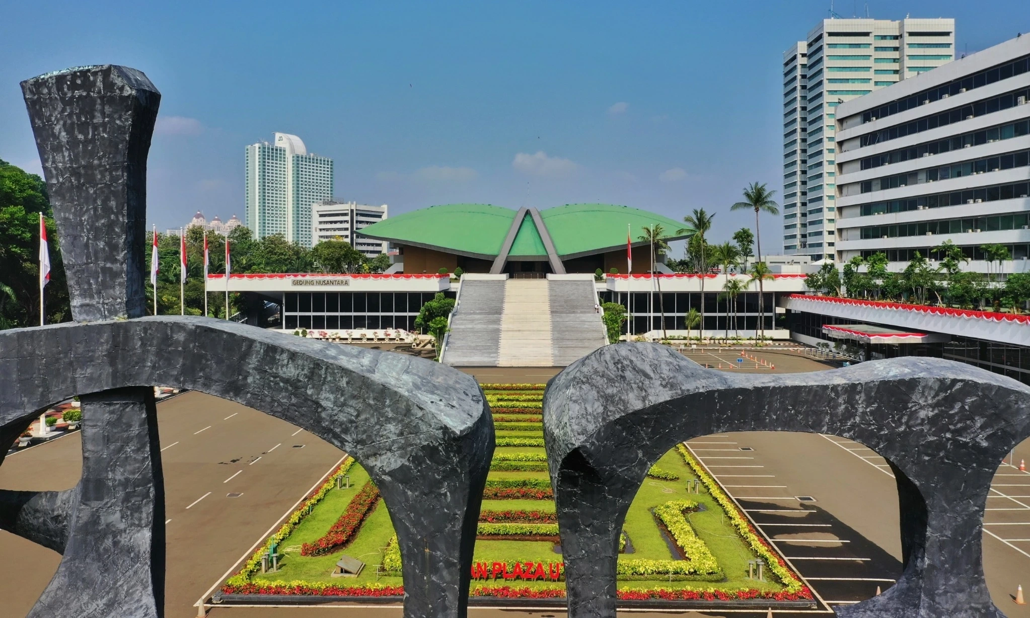 <p>PDIP Dapat Jatah Ketua Komisi Di DPR Paling Banyak</p>