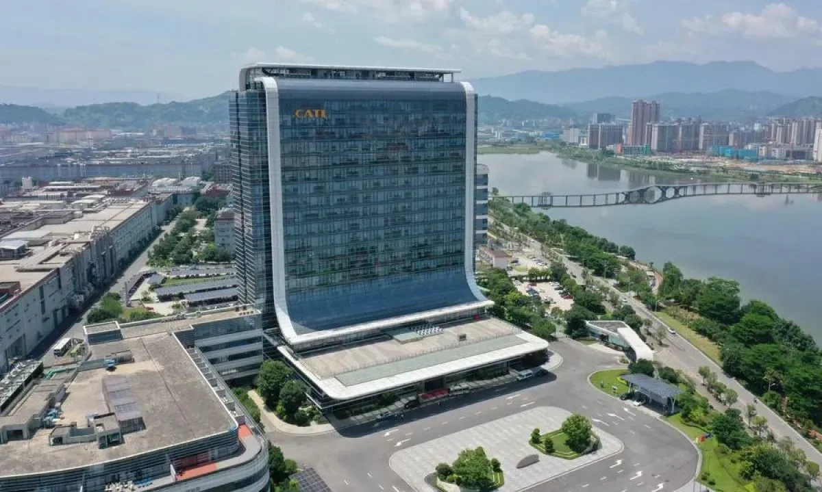 <p>CATL China Luncurkan Baterai Baru Untuk Kendaraan<em>&nbsp;Hybridgo-Green</em></p>