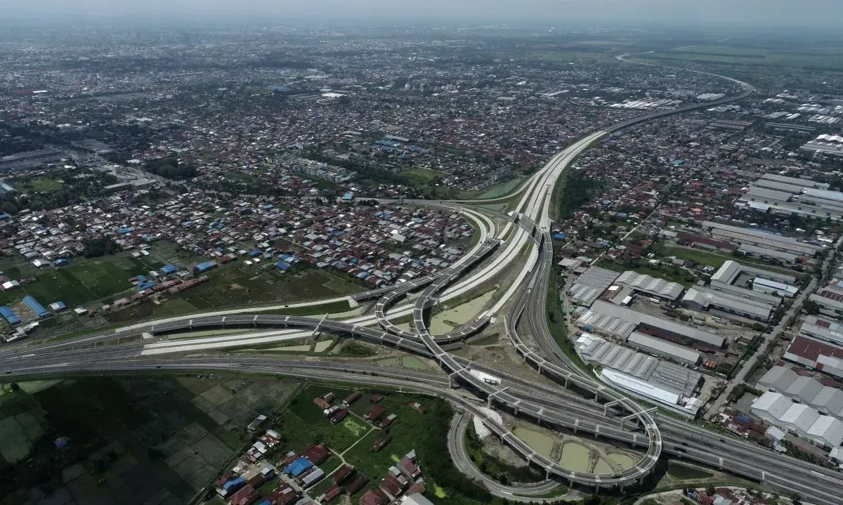 <p>Gandeng APG dan ADIA, INA Gelontorkan Investasi Di Jalan Tol Trans Sumatra</p>