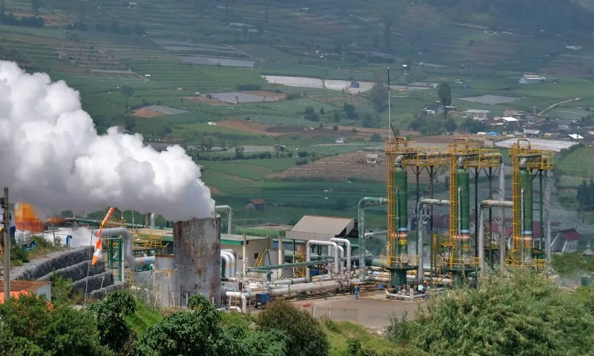 <p>PT Geo Dipa Hasilkan Energi Bersih Dukung Ketahanan Energi Nasional</p>