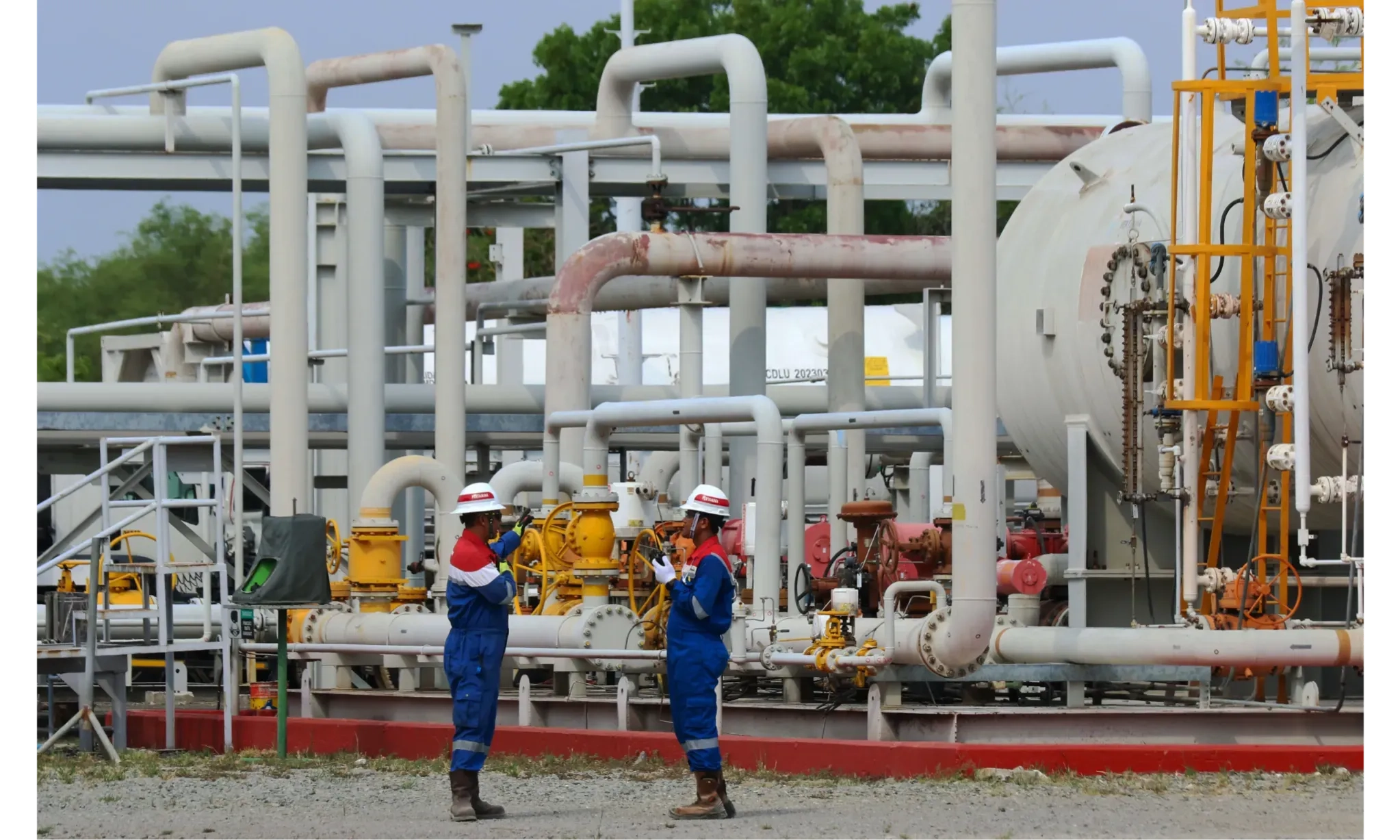 <p id="isPasted">Pertamina Andalkan CCS/CCUS Untuk Tekan Emisi Karbon Di Indonesia</p>